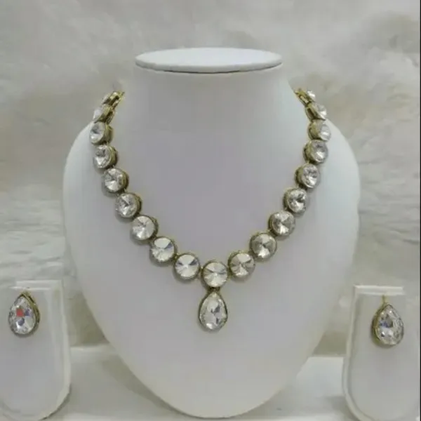 Kundan Jewellery Set