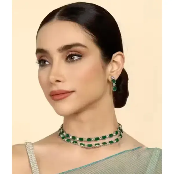 Elegant Emerald Choker Set