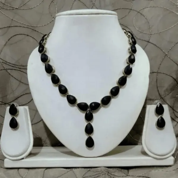 kundan jewellery set