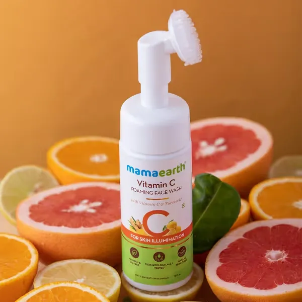 Vitamin C Foaming Face Wash 2