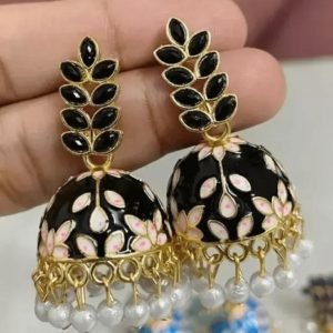 Fashionable Beautiful Earrings & Studs