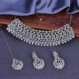 Artificial jewellery