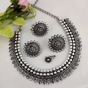 Twinkling Beautiful Oxidised Jewellery Set