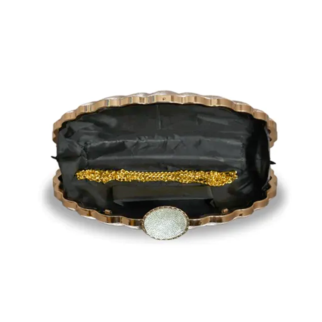 KHARIDLE Black & Gold Shell-Shaped Clutch - Image 3
