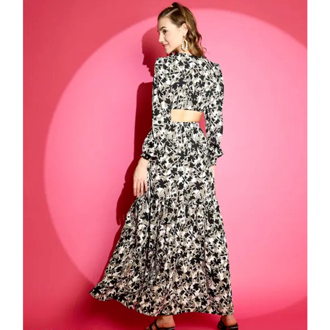 Sheetal Assoicates Women's Floral V-neck Multicolor Dresseses - Image 2