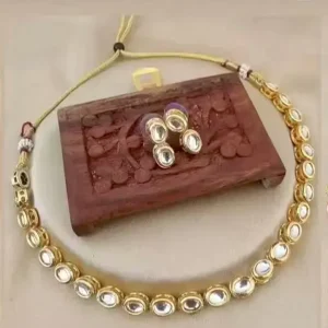 Gold Finish Traditional Kundan Choker Set