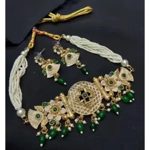 Pearl Strand Green Stone Choker Set